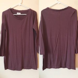 Quarter sleeve purple/ maroon shirt